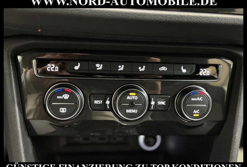 Volkswagen Tiguan Tiguan R-Line 4MOT 2.0 TSI DSG AHK*Head-Up*20&apos;&apos;*