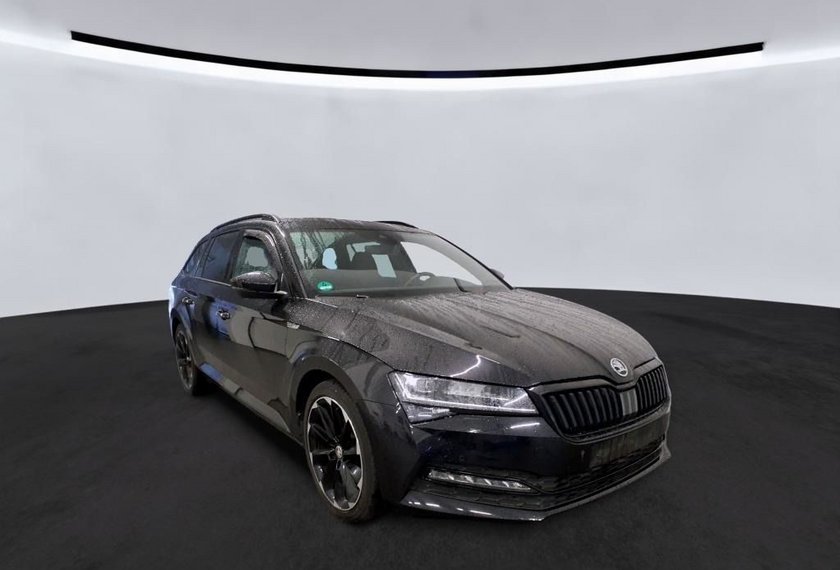 Skoda Superb Superb Combi Sportline 2.0 TDI DSG LED/19/Teille