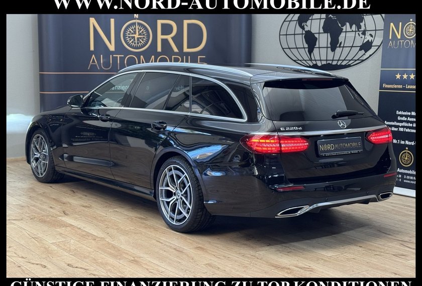 Mercedes-Benz E 220 E 220 d T AMG *LED*AHK*Schiebedach*Kam*19ZOLL*