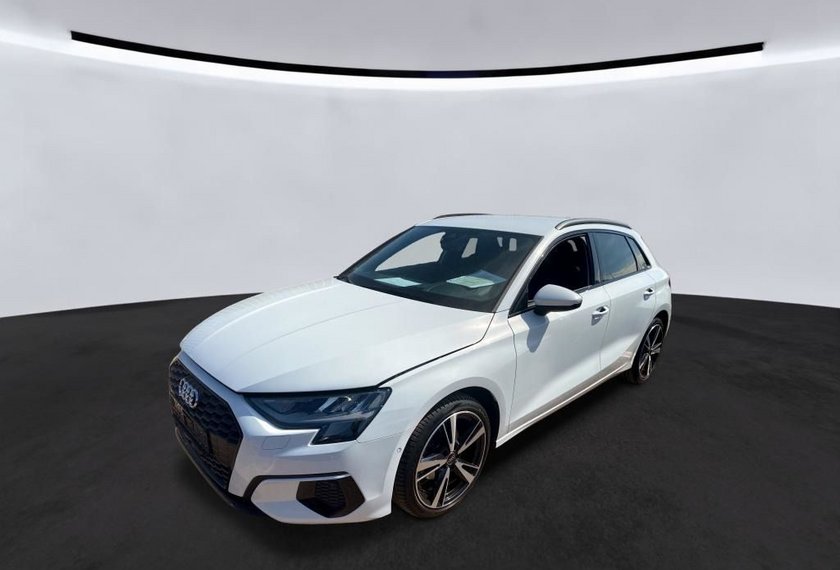 Audi A3 A3 Sportback Advanced 30 TFSI S-Tronic S-Line 18