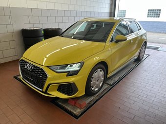Audi A3 A3 Sportback S-Line 30 TDI AHK/18/Virt.Cockpit