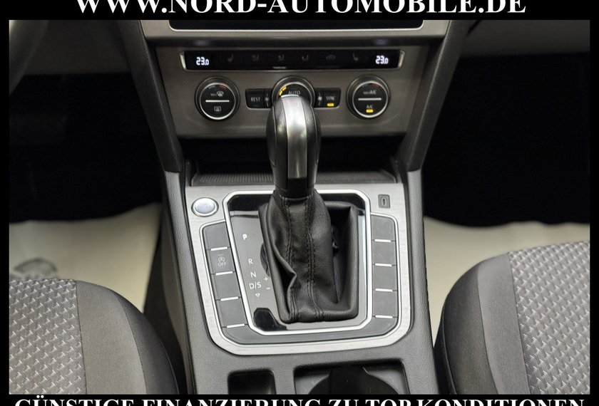 Volkswagen Passat Variant Passat Variant 1.6 TDI DSG Navi/LED/Spurhalte
