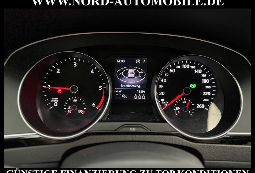 Volkswagen Passat Variant Passat Variant Business 2.0 TDI DSG Kamera/Navi/