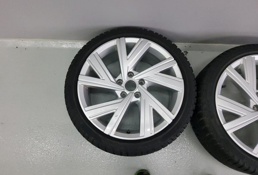 Volkswagen Golf Golf GTI 2.0 TSI DSG Black Style 19/ACC/Navi/LED