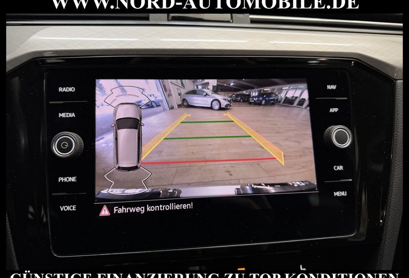 Volkswagen Passat Variant Passat Variant Business 2.0 TDI DSG Kamera/Navi/