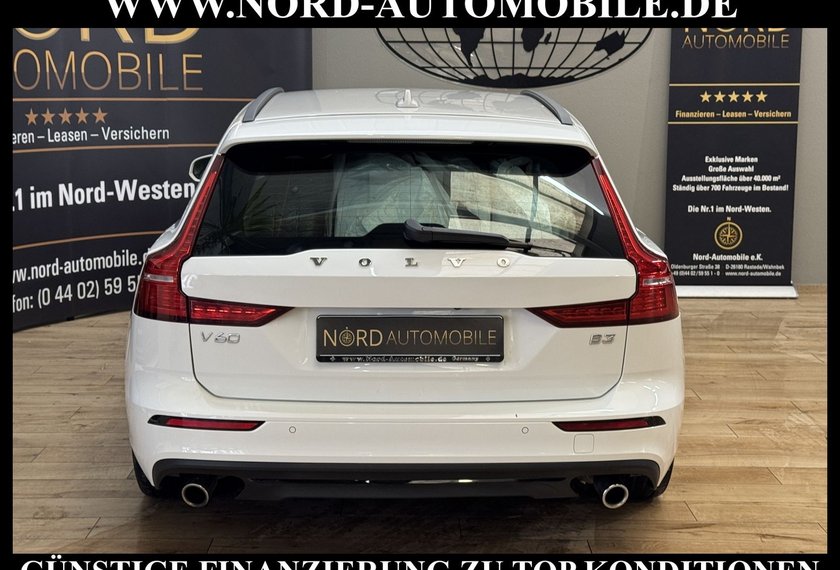 Volvo V60 V60 Kombi B3 B Momentum *LED*Navi*Kamera*SHZ*17Z