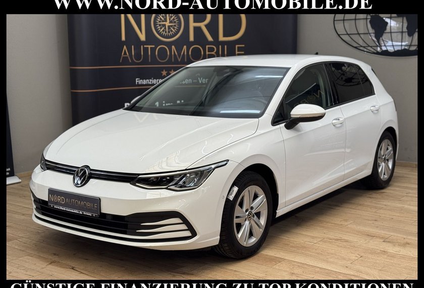 Volkswagen Golf Golf VIII Lim.1.5 eTSI DSG Head-Up/Side&amp;Lane/Nav