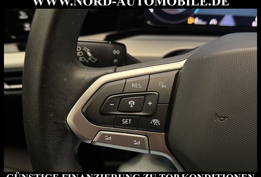 Volkswagen Golf Golf Life MOVE 1.5 TSI Navi/LED/ACC/17