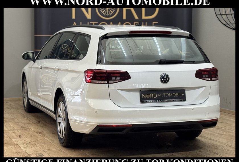 Volkswagen Passat Variant Passat Variant Conceptline 2.0 TDI Kamera/Navi/