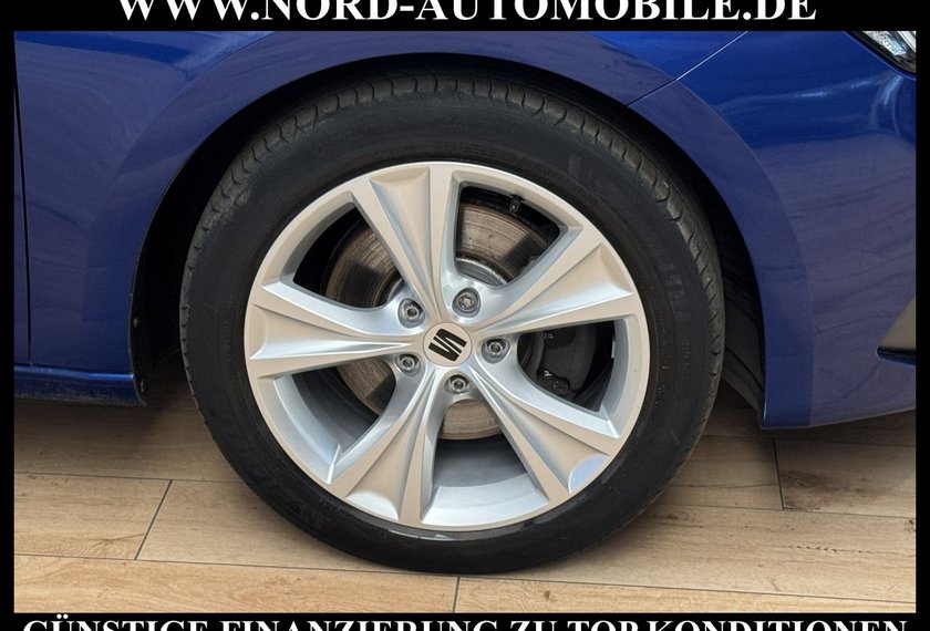 Seat Leon Leon Sportstourer 2.0 TDI DSG FR *LED*AHK*PANO*