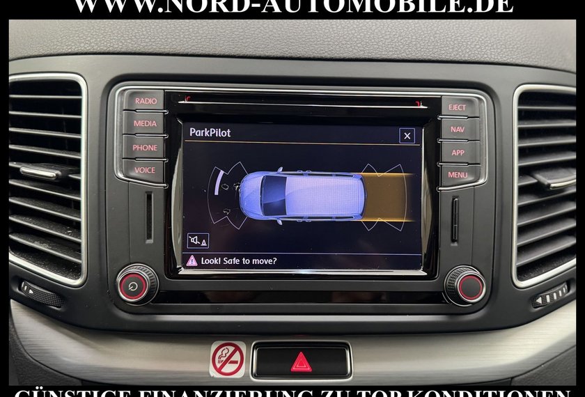 Volkswagen Sharan Sharan 1.4 TSI DSG Comfortline 7-SITZER*AHK*NAVI