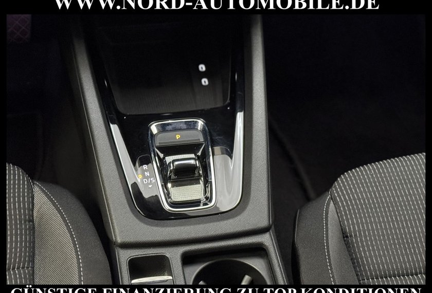 Skoda Octavia Octavia iV Combi Ambition 1.4 TSI DSG Kamera/LED