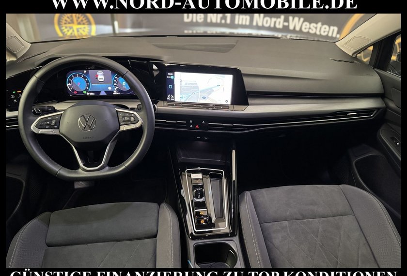 Volkswagen Golf Golf Style 1.5 eTSI DSG Navi/LED/PDC/ACC