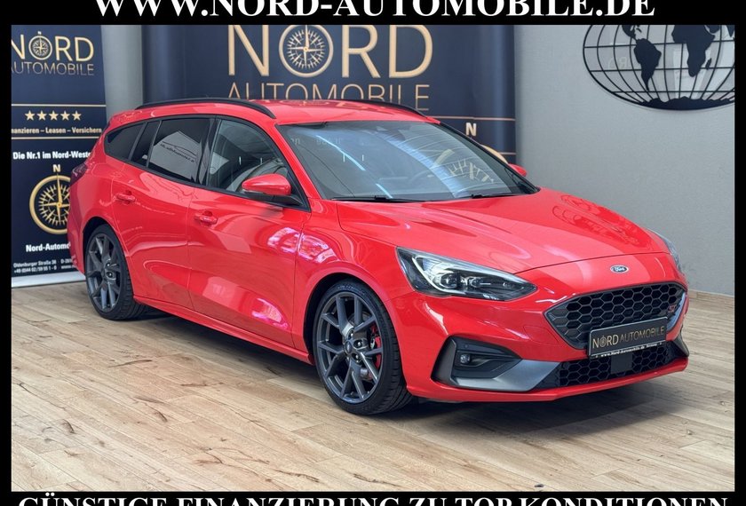 Ford Focus Focus Turnier ST *190PS*19ZOLL*LED*NAV*KAM