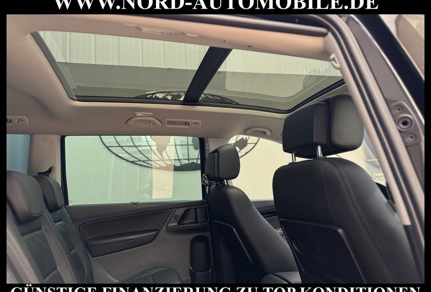 Volkswagen Sharan Sharan Highline 2.0 TDI DSG 7-Sitzer/Pano/StHZ/
