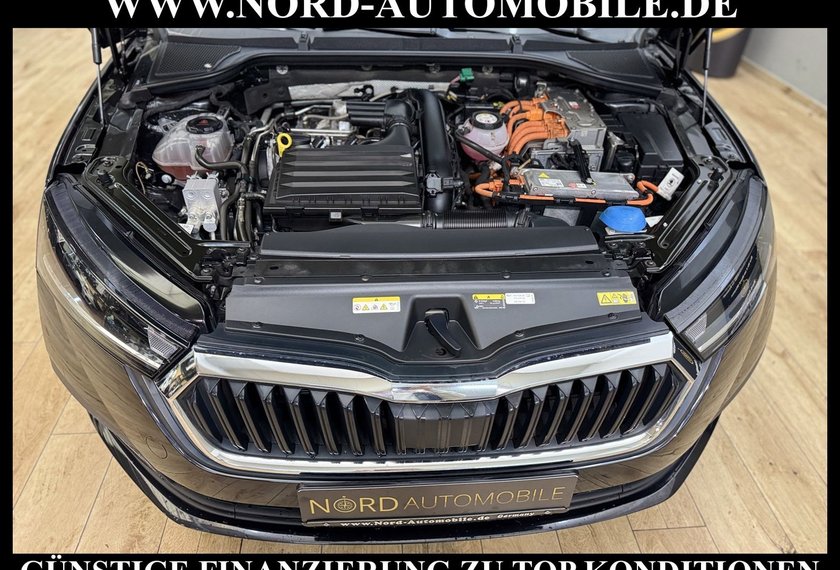 Skoda Octavia Octavia iV Combi Ambition 1.4 TSI DSG LED/SHZ/17