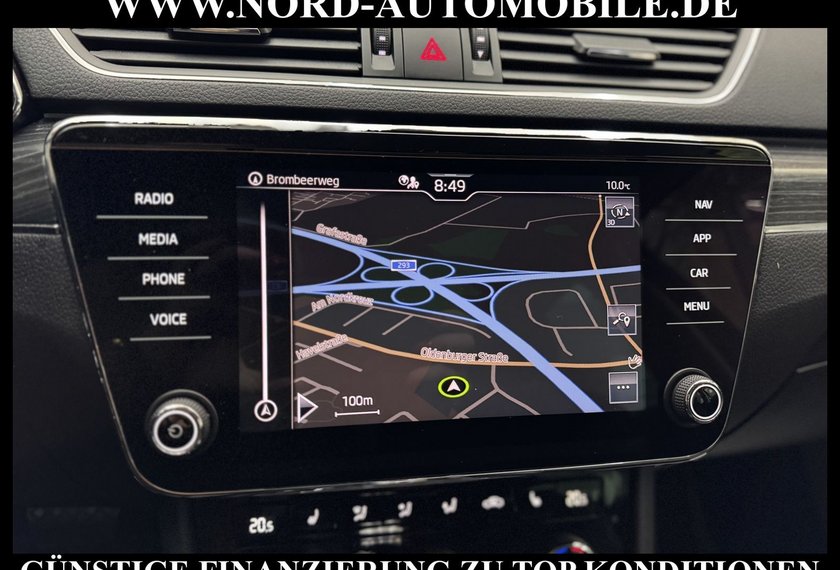 Skoda Superb Superb Combi Style 2.0 TDI DSG Teilleder/Matrix/