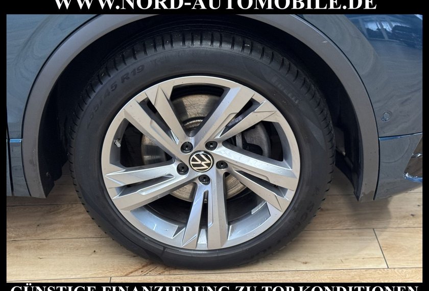 Volkswagen Tiguan Tiguan R-Line 4MOT 2.0 TSI DSG Kamera/Pano/AHK/