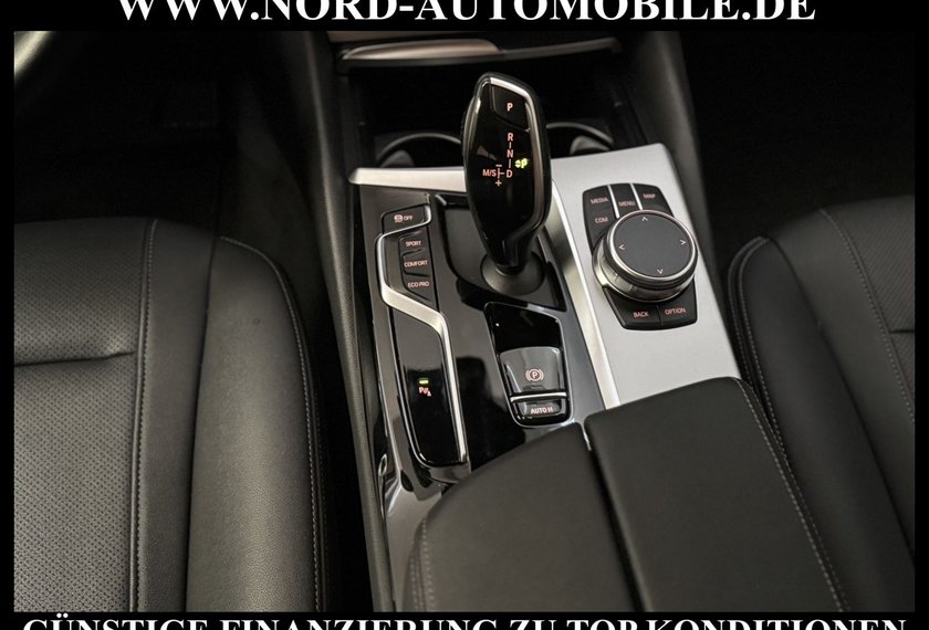 BMW 520 520 d Touring *LED*Navi*AHK*Leder*LiveCP*Kamera*