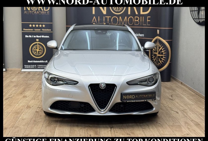 Alfa Romeo Giulia Giulia 2.2 JTDM LUSSO TI *PANO*LEDER*ACC*UPE:56*