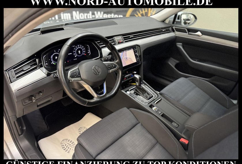 Volkswagen Passat Variant Passat Variant GTE 1.4 TSI eHybrid DSG HeadUp/17
