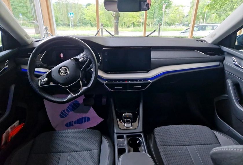 Skoda Octavia Octavia Combi Style 2.0 TDI DSG Kamera/AHK/ACC/