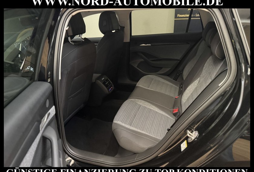 Skoda Superb Superb Combi Selection 2.0 TSI DSG AHK/StHz/Matr