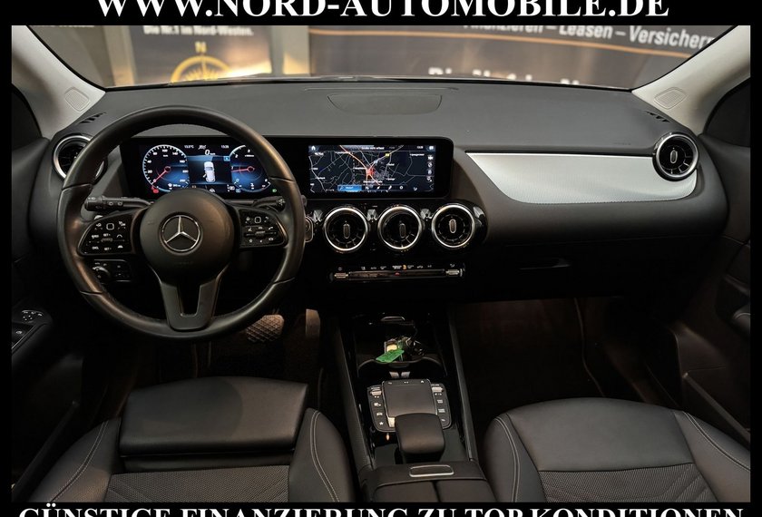 Mercedes-Benz GLA 200 GLA 200 d 4Matic Style *Distro+*Wide*AHK*Kamera*
