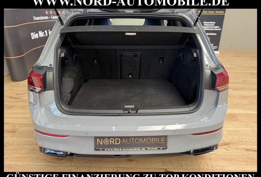 Volkswagen Golf Golf 1.5 eTSI DSG R-Line Black Style Kamera/18/