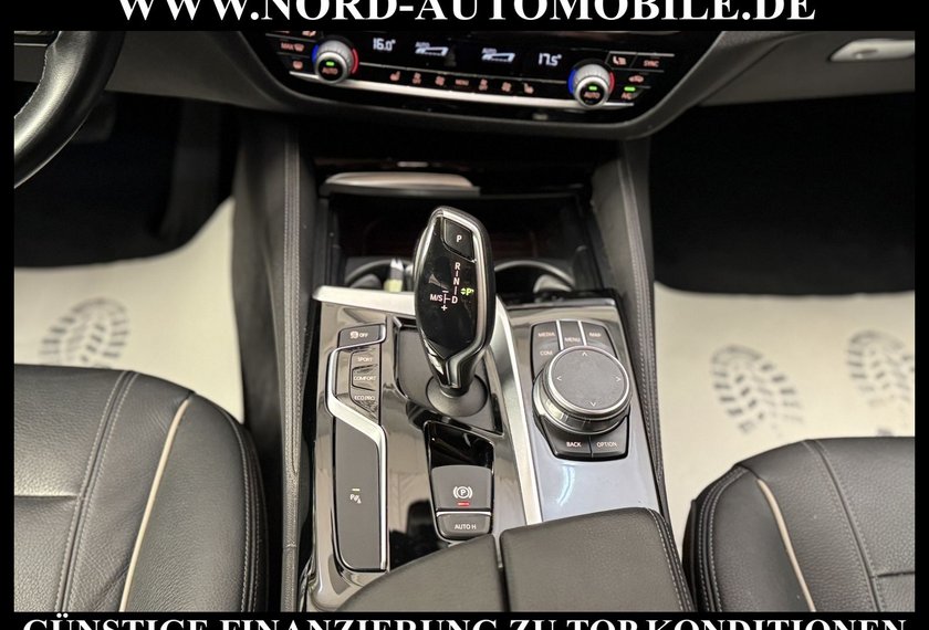 BMW 520 520 d Touring xDrive LUXURY LINE *AHK*KAM*UPE:70