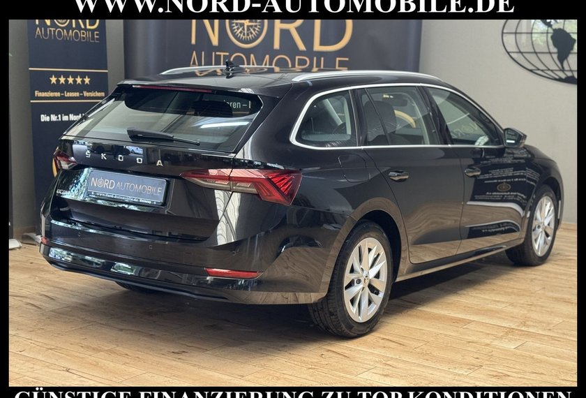 Skoda Octavia Octavia Combi Style 2.0 TDI DSG AHK/Kamera/Navi/