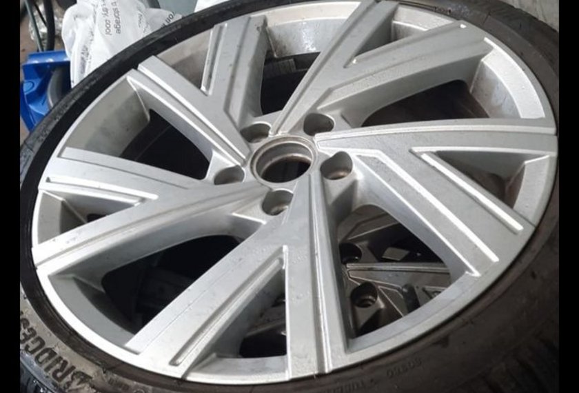 Volkswagen Golf Golf R 20 Years 4MOT 2.0 TSI DSG Leder/Pano/19