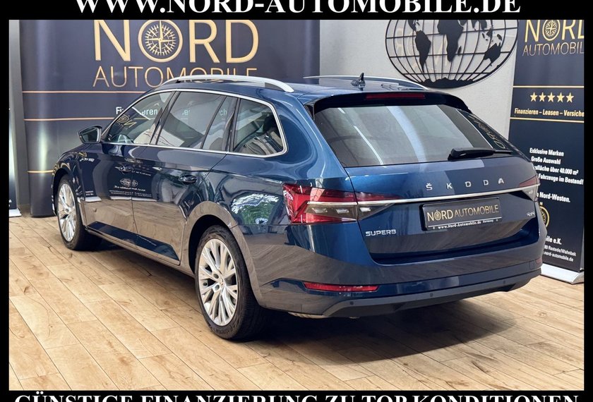 Skoda Superb Superb Combi 2.0 TDI Style 4x4 DSG AHK/Leder/Kam