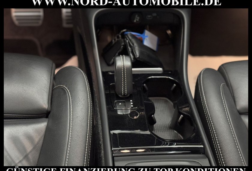 Volvo XC40 XC40 R-Design Recharge Pure Electric AWD 19&apos;&apos;*AH