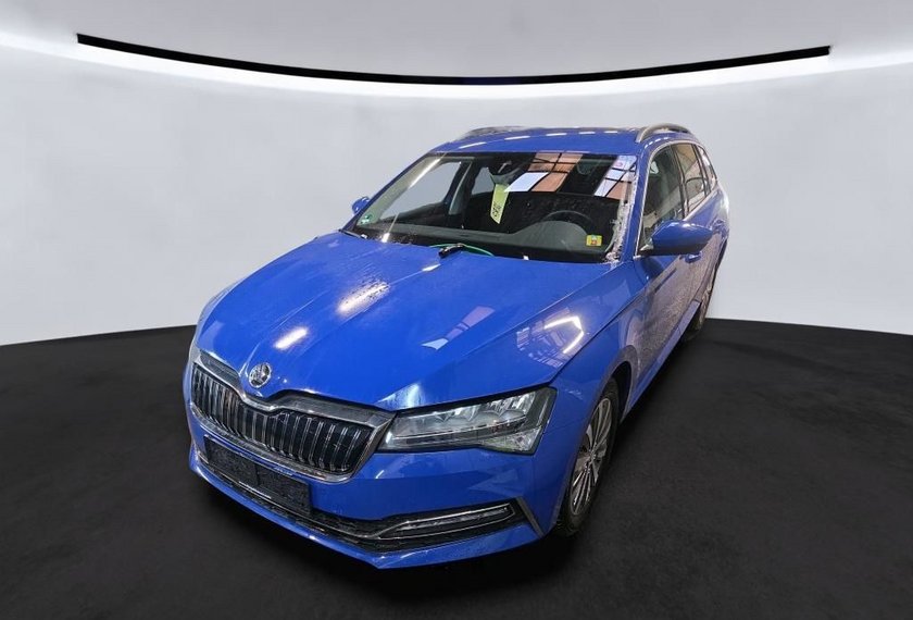 Skoda Superb Superb iV Combi Ambition 1.4 TSI DSG Virt.Cockpi