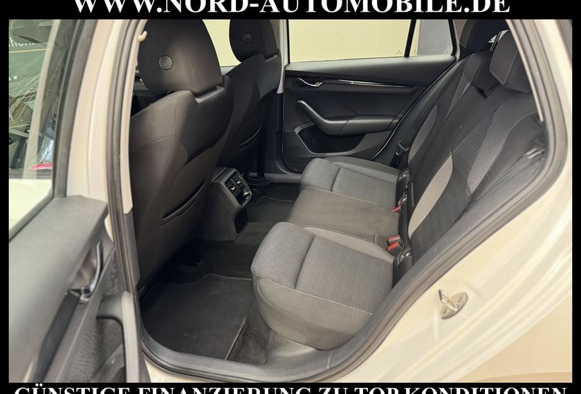 Skoda Octavia Octavia Combi Ambition 2.0 TDI DSG Virt.Cockpit