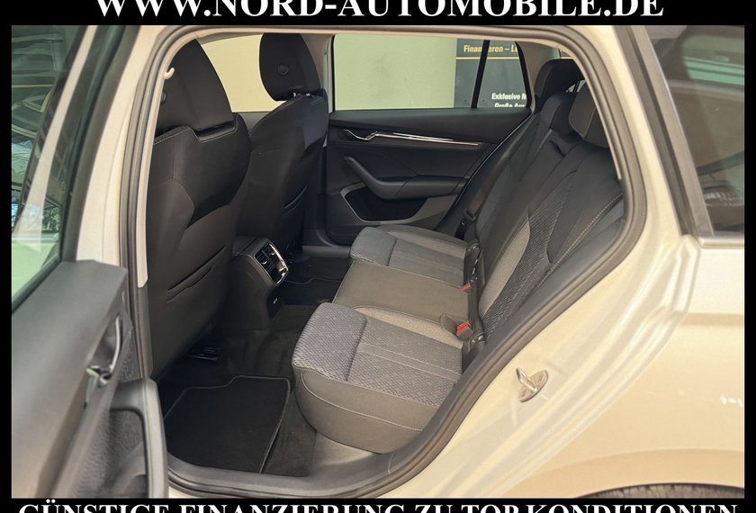 Skoda Octavia Octavia Combi Style 2.0 TDI HUD/LED/NAV