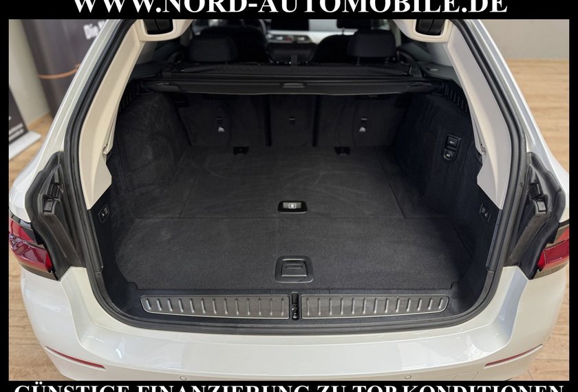 BMW 520 520 d Touring xDrive *LED*StHz*AHK*Luft*ParkAss*