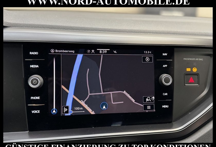 Volkswagen Polo Polo VI 1.0 MPI Navigation/Klima/PDC/Tempomat