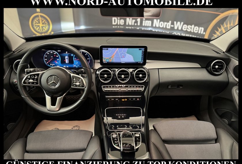 Mercedes-Benz C 300 C 300 d T Avantgarde Distro+*Wide*AHK*Kam*Comand