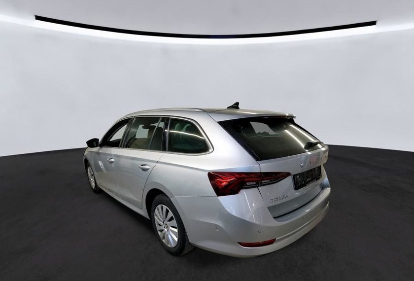 Skoda Octavia Octavia Combi Style 2.0 TDI DSG Kamera/HeadUp/17