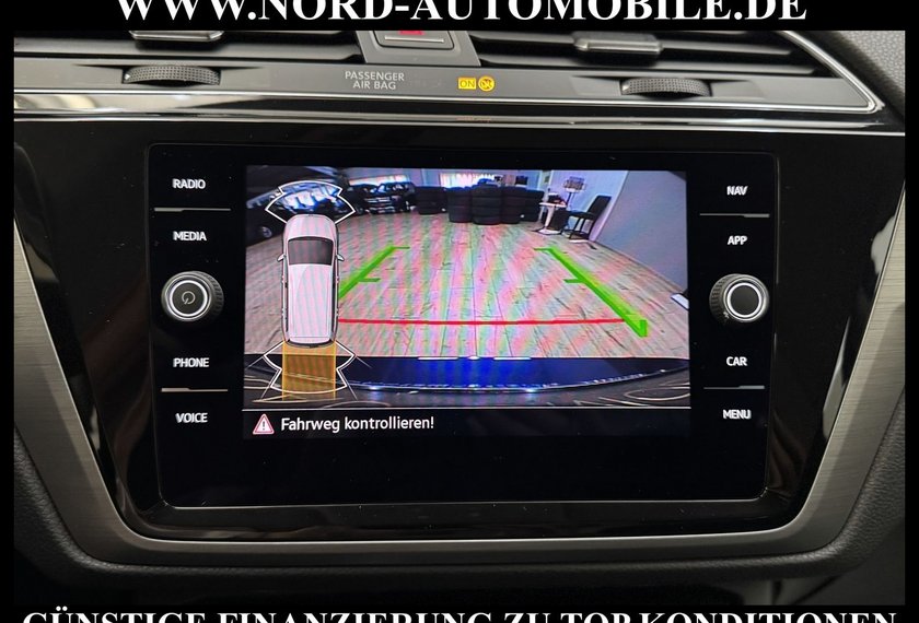 Volkswagen Touran Touran Comfortline 2.0 TDI DSG SIDE&amp;LANE/Kamera/