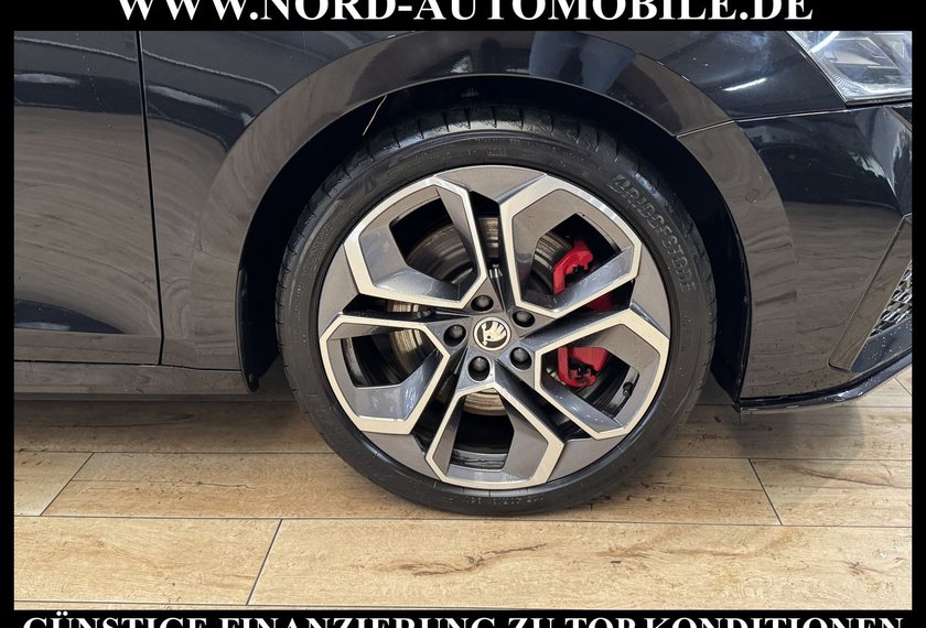 Skoda Octavia Octavia Combi 2.0 TSI RS Plus DSG Pano/HeadUp/19