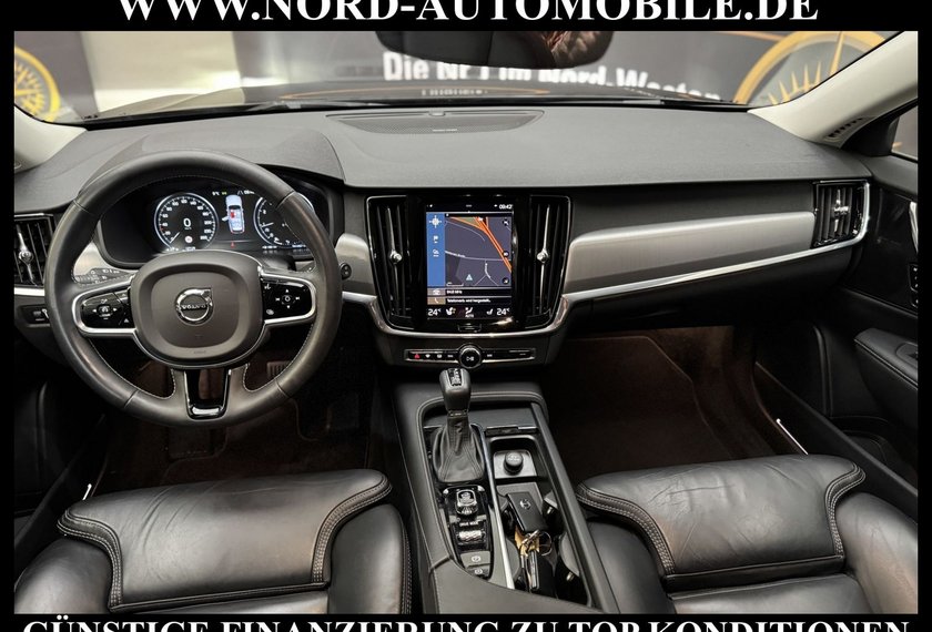 Volvo V90 V90 Kombi T4 Momentum Pro *LED*AHK*LUFT*H&amp;K*STHZ