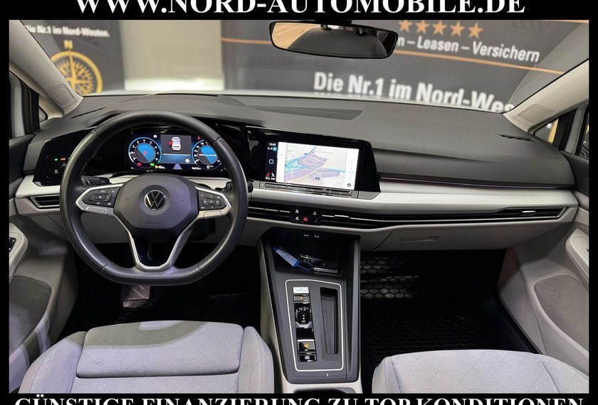 Volkswagen Golf Golf VIII Lim.1.5 eTSI DSG Head-Up/Side&amp;Lane/Nav