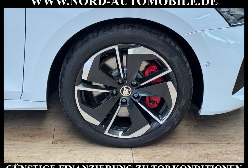 Skoda Octavia Octavia Combi *RS* 2.0 TSI DSG *AHK*PANO*ACC*