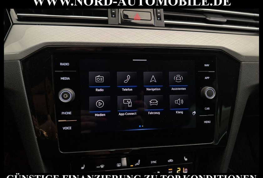 Volkswagen Passat Variant Passat Variant Business 1.5 TSI DSG Navi/LED/PDC