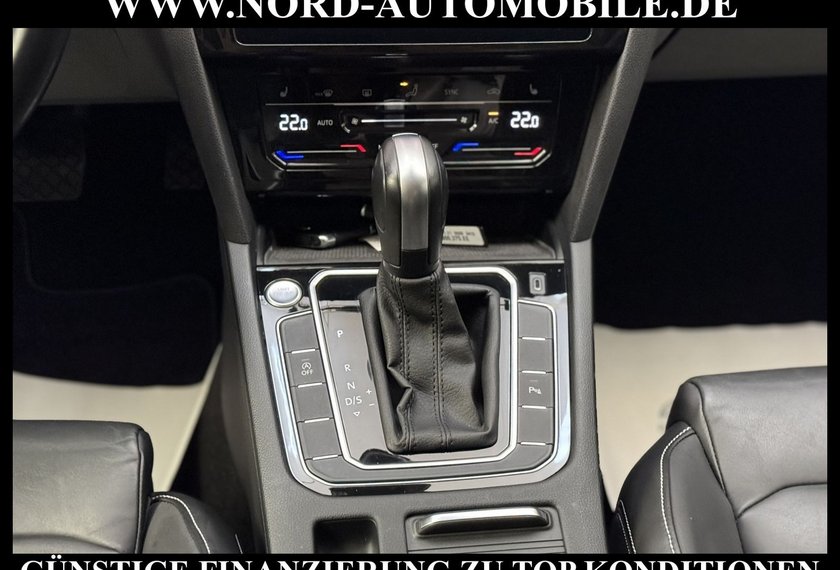 Volkswagen Passat Variant Passat Variant 2.0 TSI DSG R-Line Matrix/Leder/