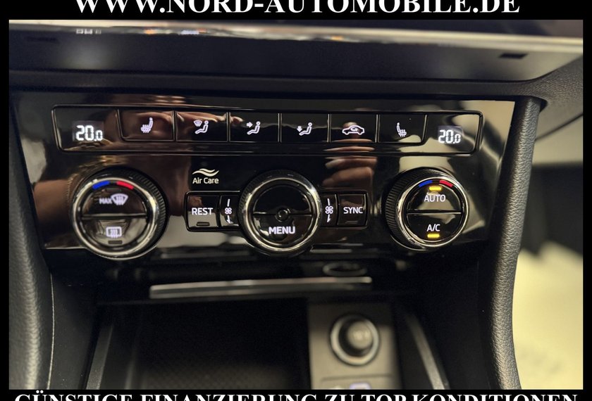 Skoda Superb Superb iV Combi Style 1.4 TSI DSG Kamera/AHK/LED