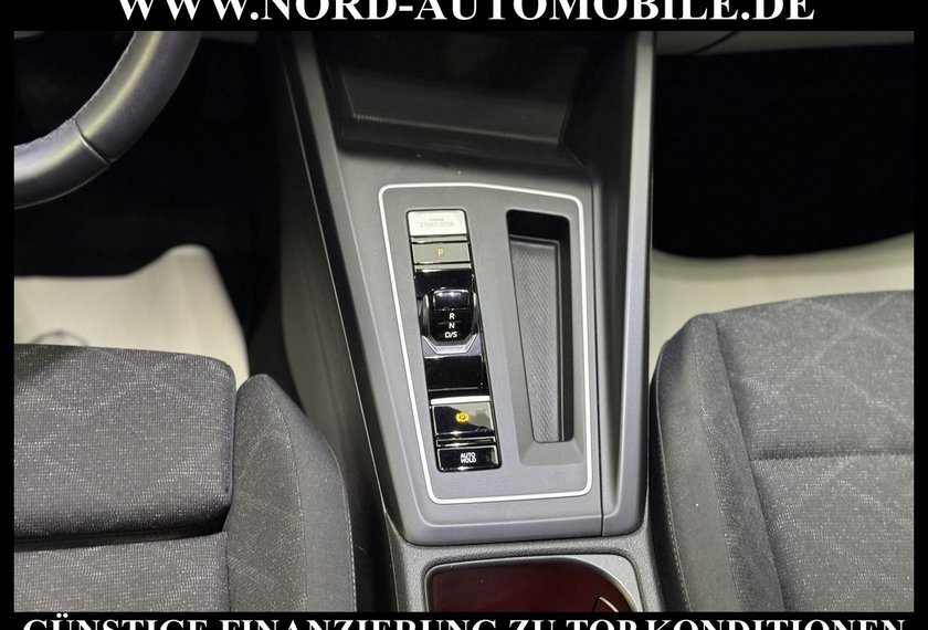 Volkswagen Golf Golf Variant Life 2.0 TDI DSG Kamera/Navi/LED/